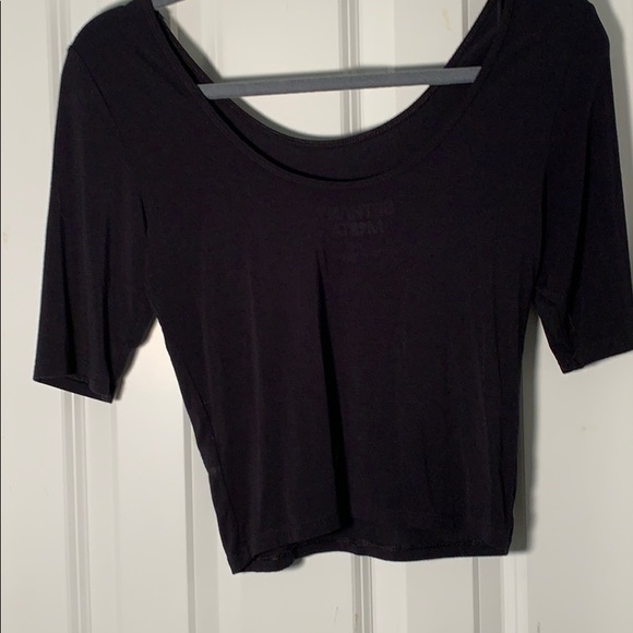 Tight Black Mid-Length Sleeve Top - Picture 2 of 2